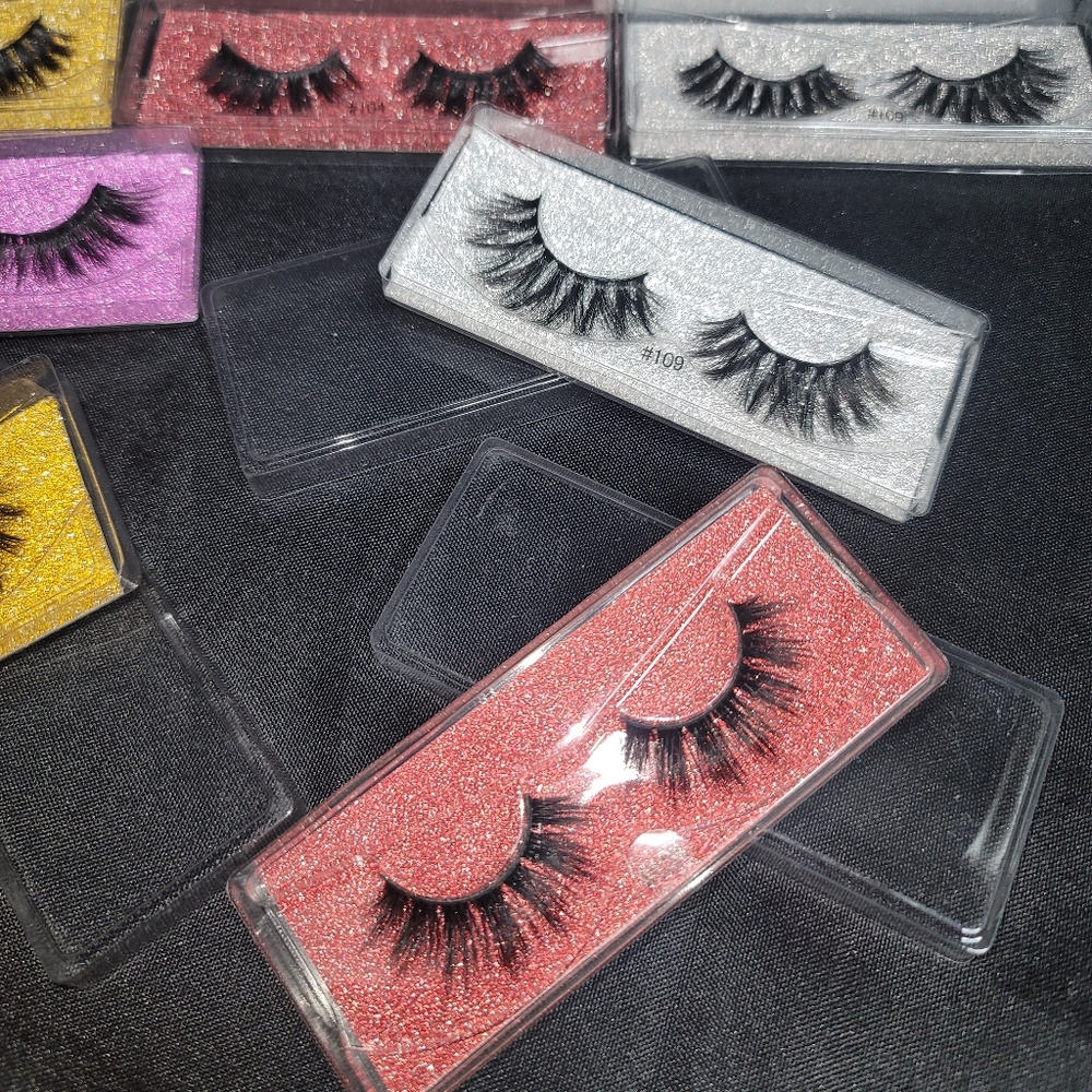 Eyelash Bundle Set 😲 - Picture 4 of 6